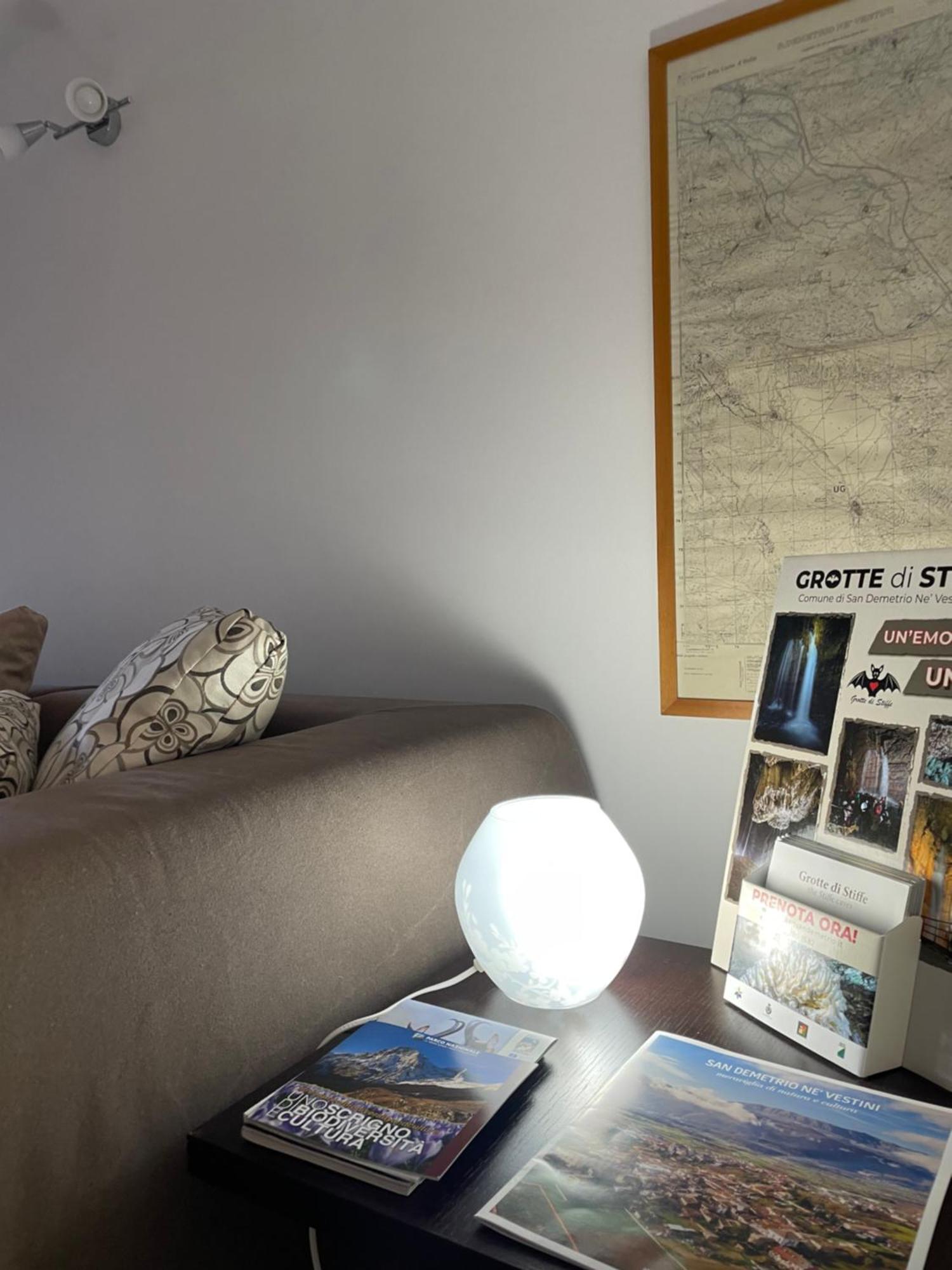 La Casa De Lu Barone Apartment San Demetrio ne' Vestini Bagian luar foto